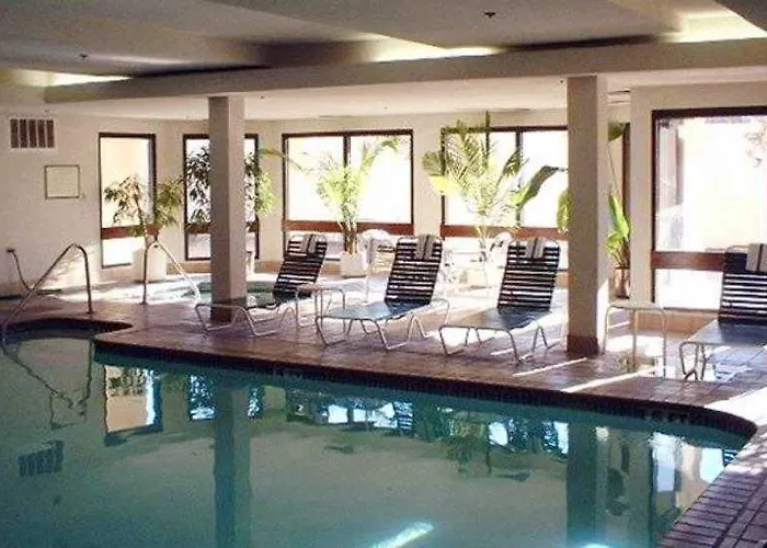 Hotel Courtyard Airport