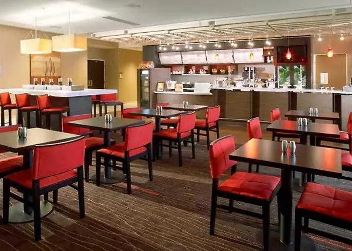 Courtyard Airport Hotel Lafayette