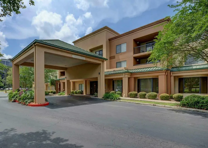 Hotel Courtyard Airport